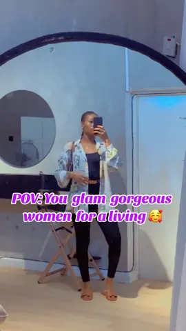 Love that i get to meet amazing & beautiful women in the course of my job! Some of the beautiful faces i glammed up 🥰🥰 #softglammakeup #makeupartistinlagos #lagosmakeupartist #makeupforblackwomen #darkskinmakeup #makeupartistinlagos #beauty #makeup 