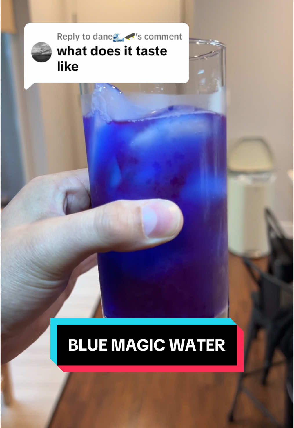 Replying to @dane🌊🛹 this magic blue water taste amazing! #bluewater #bluespirulina #spirulina #tiktokmademebuyit 