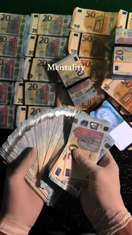 Money Mentality  #argent #money #motivation #rich #fyp #pourtoi #pt #mentality #mentalite 