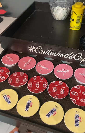 Reabastecendo minhas cápsulas da máquina de café Dolce Gusto  #dolcegusto #maquinadecafe #cafeexpresso #cafe #limpeza #faxina #kitten #kitkat #galak 