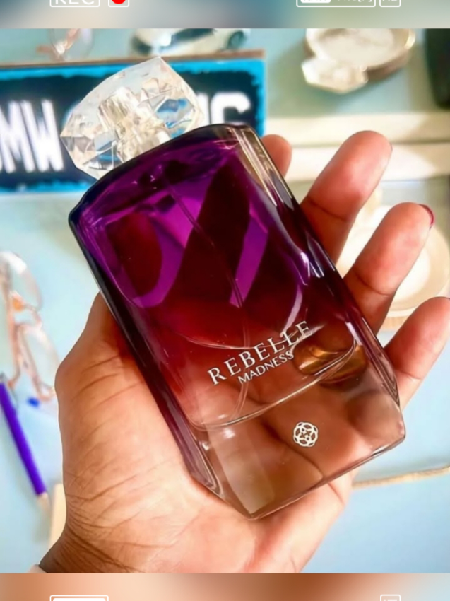 Rebelle Madness: Sofisticação e ousadia em uma fragrância inesquecível! 💜🔥 . . . . . #RebelleMadness #Hinode #PerfumeFeminino #EstiloEPersonalidade #FragrânciaMarcante