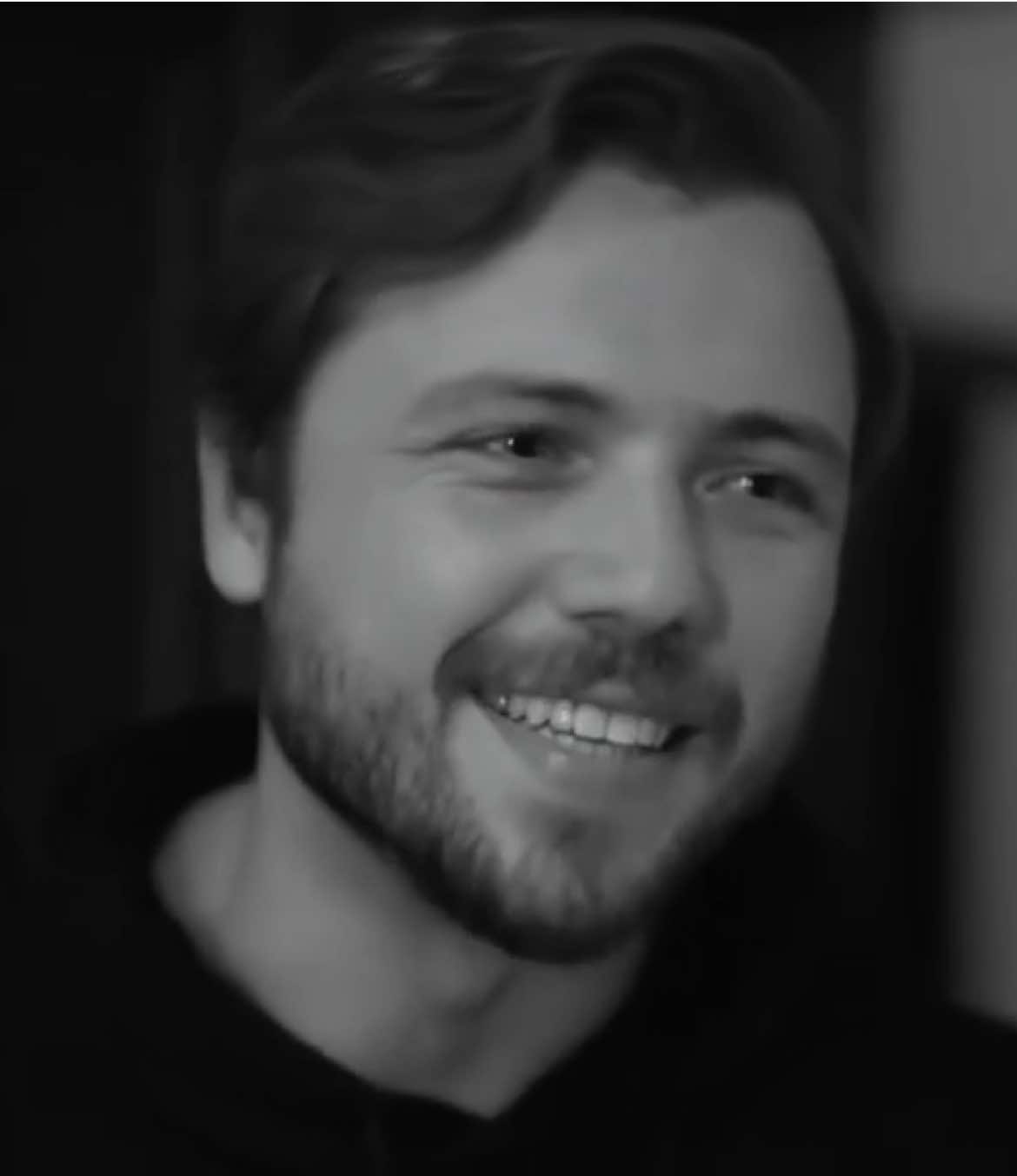 Everything about him is charming #tolgasarıtaş #kadirsaruhanlı #baba #explor #foryou #fyp 