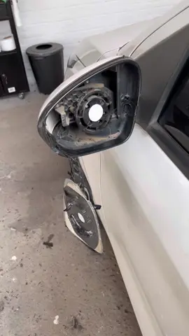 Como fazer a Troca completa do retrovisor no Argo Drive 1.3 ano 2019! 🚗💡     Serviço rápido, confiável e com a qualidade que você merece. 🔧✨ #Retrovisor #TrocaDeRetrovisor #Carros #CasaDosRetrovisores #argodrive