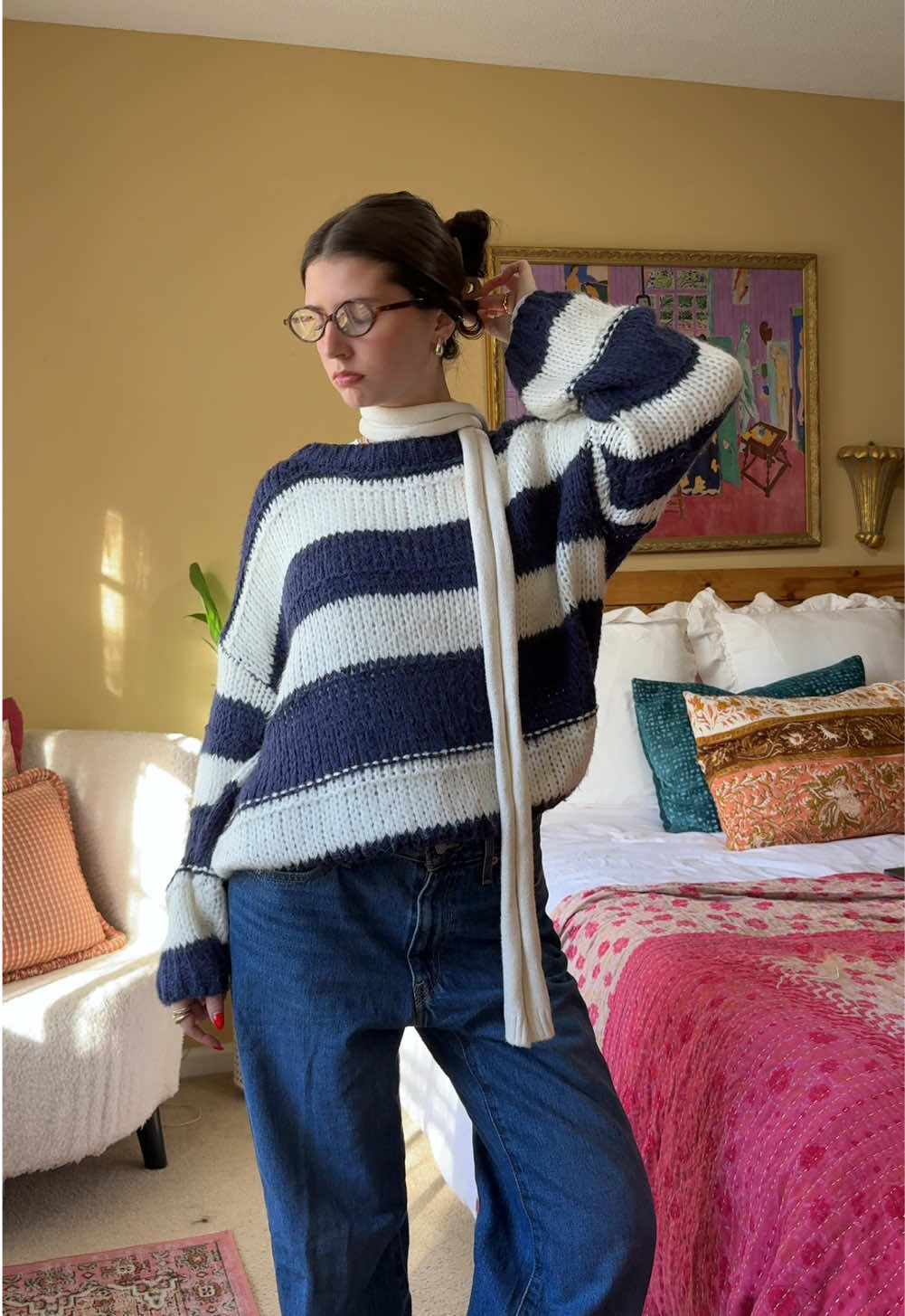 love the blue on blue moment ❄️💙 sweater: @Kindred Grove jeans: @Levi’s  scarf: @gap  #pinterestoutfit #recreatealook #outfitinspo #getdressedwithme #winterfashion #fashioninspo