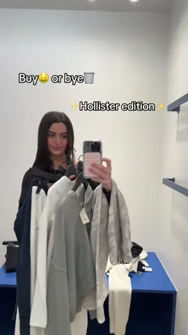 Somebody tell one of the workers to windex #hollister #purchaseorpass #buyorbye #byeorbuy #abercrombie #hollisterhaul #outfitideas #outfitinspo 