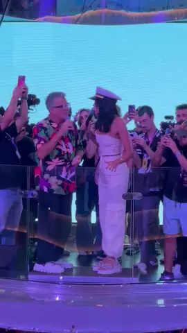 PUTA QUE PARIU, É A MELHOR CANTORA DO BRASIL!! a mais mais!  #anacastela 
