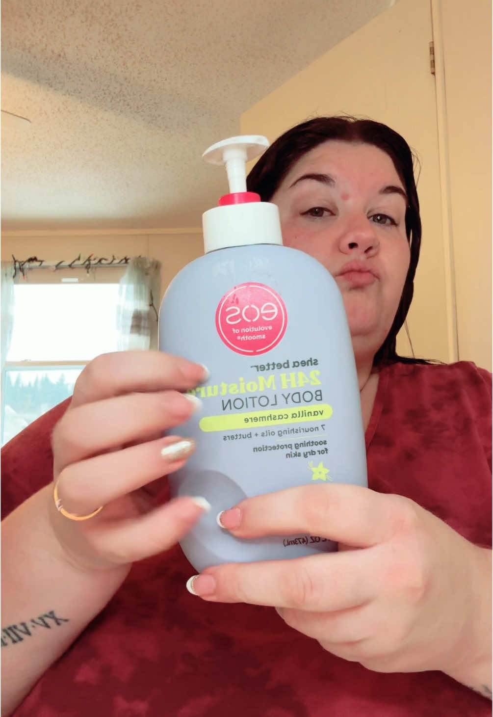 It’s almost Friday ✨🌸 #showerroutine #eos #fyp #teamwork #creatorsearchinsights @Good Molecules @Eqqualberry @eos Products @Marc Anthony @It’s A 10 Haircare @Sol de Janeiro @#OOTD BEAUTY 