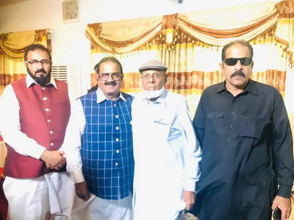 Allah pak humare walid sahib ko janath mein ala makam de ameen 🙏 💖 