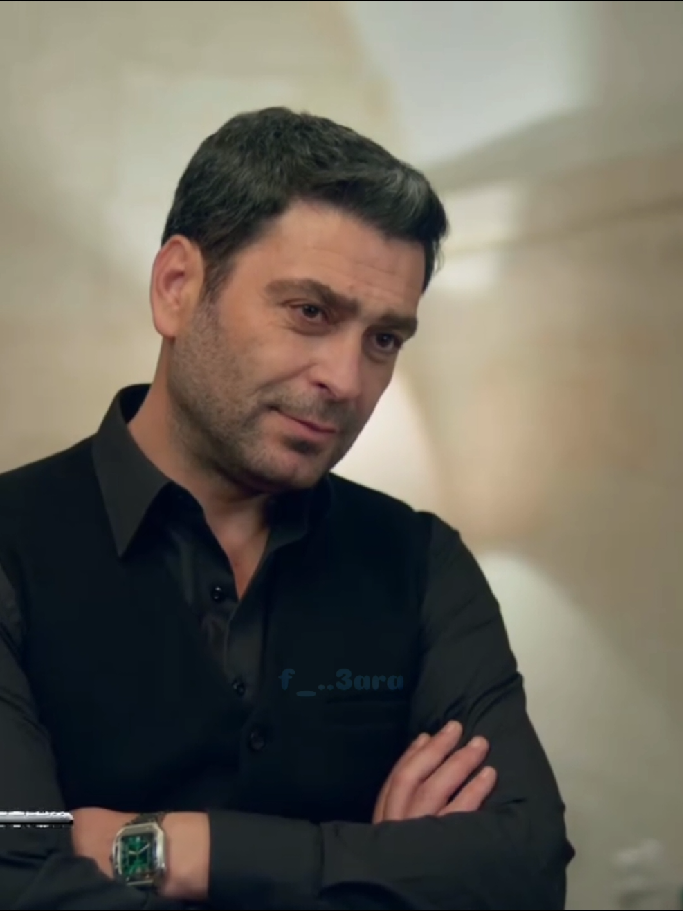 نظراتوو والابتسامه 🥹🥹 #المدينه_البعيده #foryoupageofficiall #turkishseries #sinamünsal #ozanakbaba #cihanalbora #cihal #fyp #alyaalbora #kanald #مسلسل_المدينه_البعيده #مسلسل_الهيبه #اتاكان_اوزكايا #اوزان_اكبابا #ألبير_كانكايا