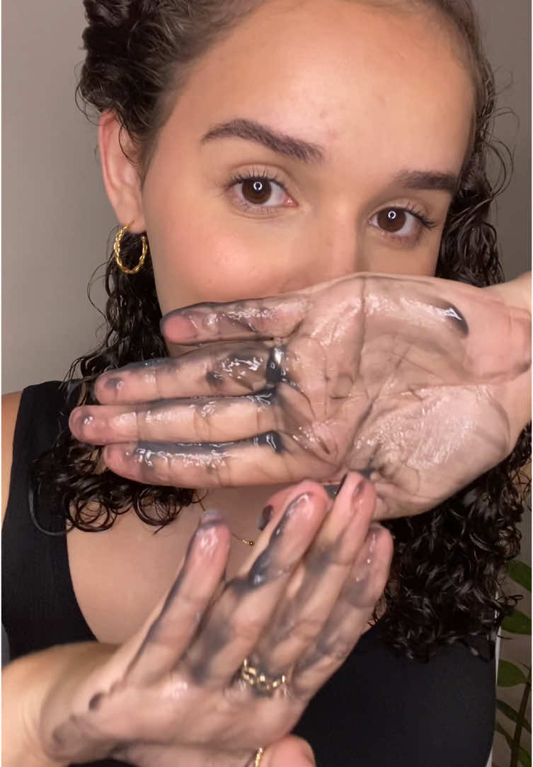 Skala ACACHONADOS. 🖤 #curlyhair #cacho #cabelocacheado #hair #fyp #foryo #viral_video  #fyyyyyyyyyyyyyyyy #skalacosmeticos 