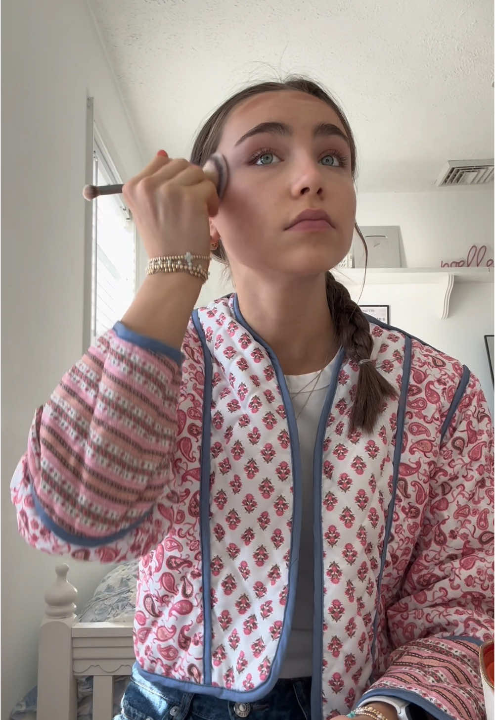 like yes gimme 5 min and im good 🤭🤭 #fyp #foryou #Vlog #grwm #makeup #aesthetic #relatable 