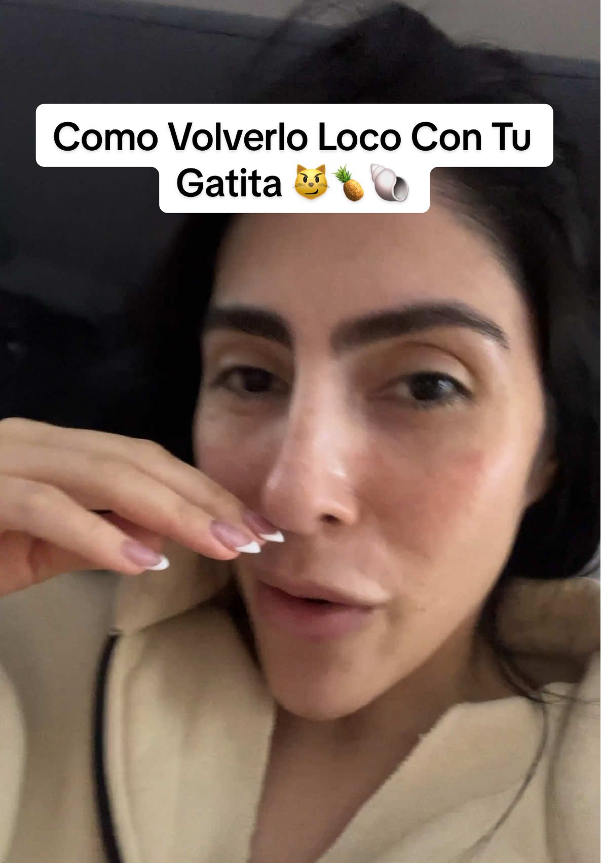 Lo tengo juquiao y ahora no deja a mi gatita quieta! 😼🍍💦 #vitalsource #femininebalancegummies #newyearnewme #vitalsourcenutrition #feminine #femininehealth #phlevel #phbalance 