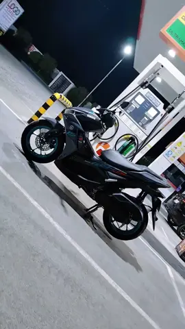 Lakas talaga ng dating mo roxy🖤 #aerox #aerox155 