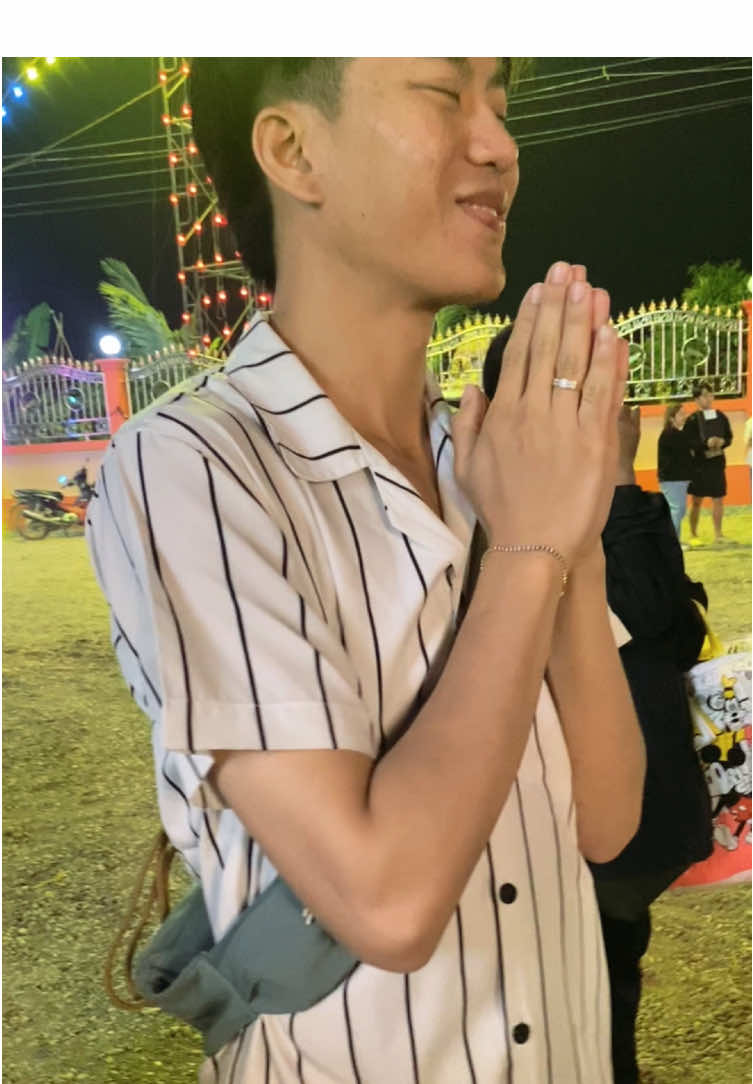 ในวันที่พักผ่อนน้อย ก็ยังคิดถึงกัน ดีใจกับบ้านหลังใหม่ด้วยนะน้องชาย ขอให้อยู่เย็นเป็นสุข เงินทองไหลมาเทมา น้องชายพี่เก่งมากๆ🫶🏻🎊🎉@นิว แมวเซา #น้องชายคนโปรด #นิวแมวเซา #นิวแมวเซาเอนกลาภ #นิวธัญพิสิษฐ์ #ธัญพิสิษฐ์ #ด้อมปลาทูของแมว #ศรรามน้ําเพชร #ดูลิเกเท่จะตาย #tiktok 