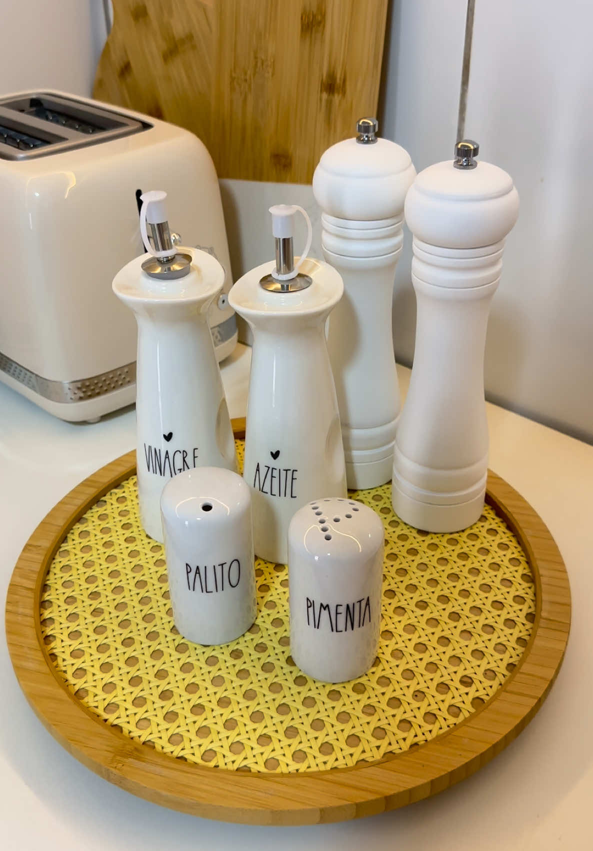 Eles chegaram! 😻 . #galheteiro #moedor #cozinha 