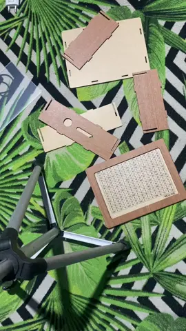 Montagem do cofrinho 10K de madeira #montagem #cofre #economia #dinheiro #banco #segurancafinanceira 