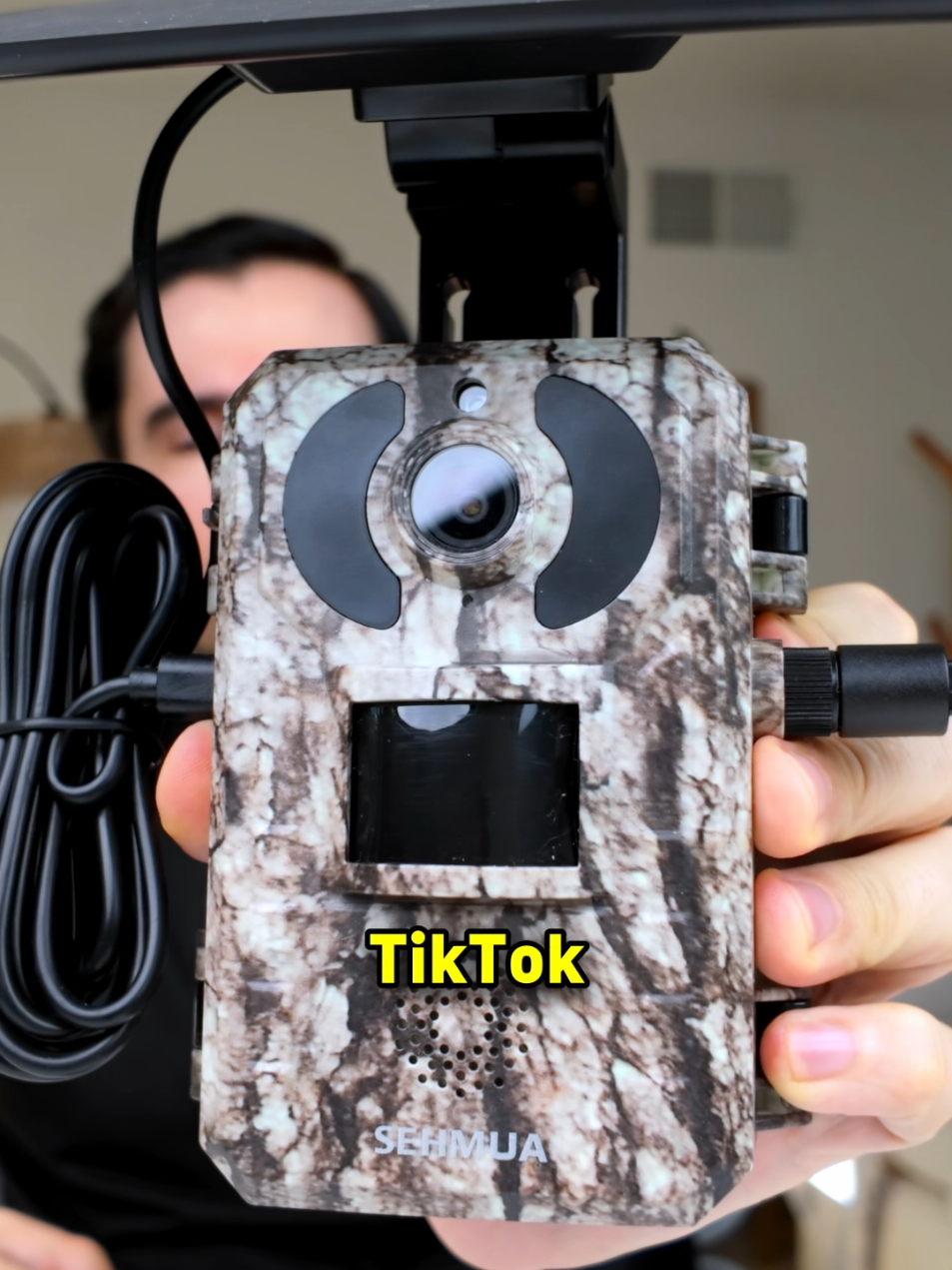 Great features in a small package 😎 #foryou #tiktokmademebuyit #trailcamera #solar #camera #trailcam #securitycamera #hunt #hunting #off #huntaccessories #deertiktok #deerhunting #huntingtiktok #campinggadgets #cameratricks #hunterxhunter 