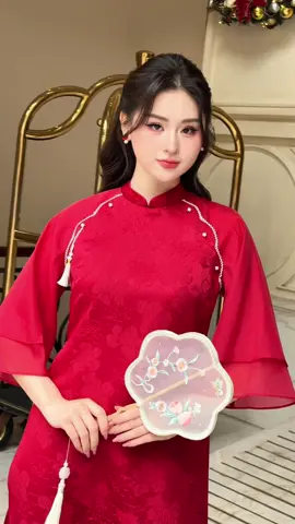 Chưa kịp up video mẫu đã gần hết hàng. Hot quá trời hot🧧#aodai #aodaixinh #aodaicachtan #aodaivietnam #aodaicharme #xuhuong #xuhuongtiktok 