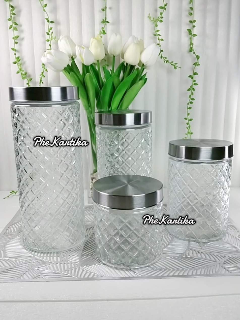 Toples Kaca Diamond  1 Set isi 4 Toples, Tutup Stainless, Toples Serbaguna #toples #topleskaca  #topleskue #topleslebaran #serbaguna #idulfitri #lebaran #lebaran2025 #kuelebaran #nastar #kastengel #decoration #interior #aesthetic #murah #racuntiktok #fyp #tiktok #kontenkreator #affiliate 
