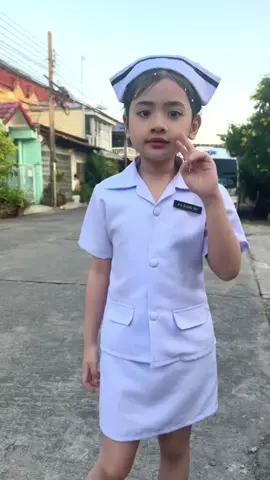 คุณพยาบาลตัวน้อย #ชุดพยาบาล #เสื้อผ้าเด็ก #ธีมอาชีพในฝัน 