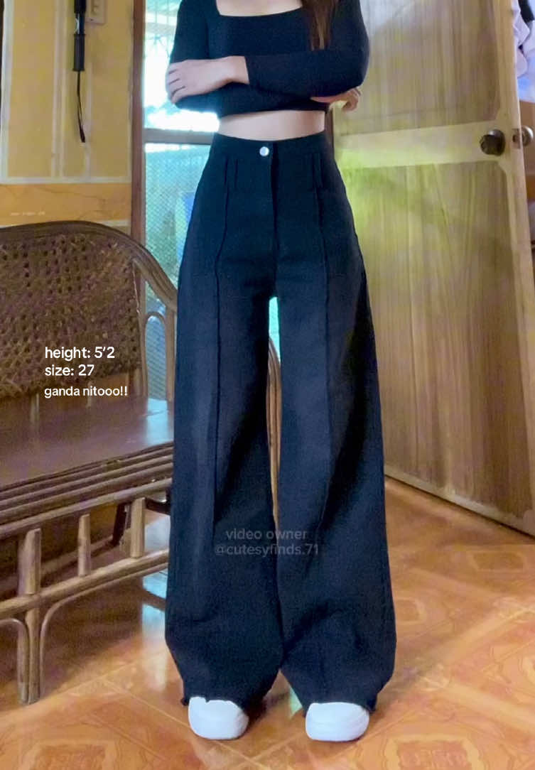 napaka solid ng pants na to!!!! for reference waist ko 25, nagsize up ako kasi want ko baggy, if mabalakang ka mag size up ka <33 so farrr, worth the price ⭐️ #baggypants #baggy #widelegpants #wideleg #widelegpantsoutfit #outfit #OOTD #fashion #pants #pantsrecommendation 