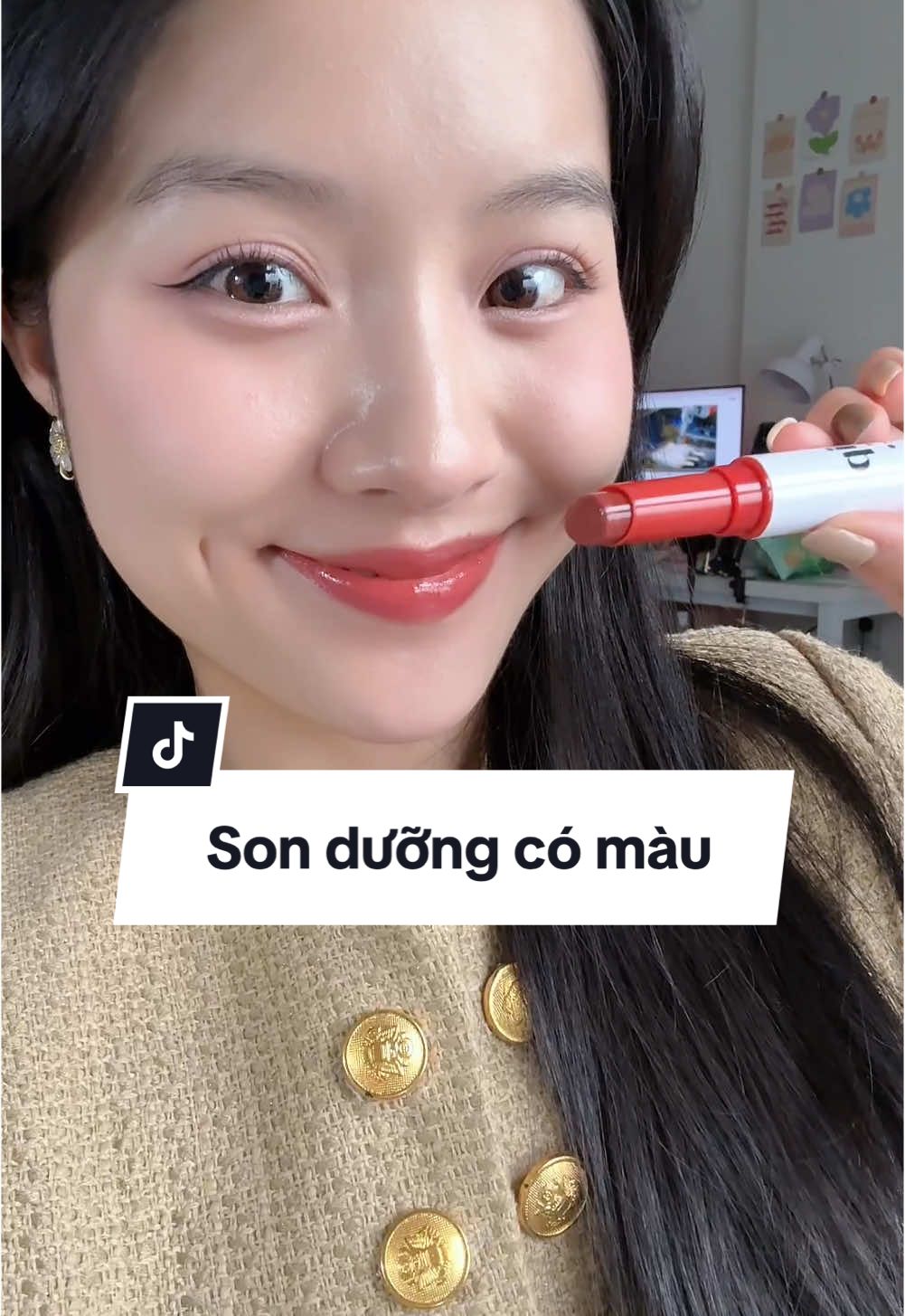 Dưỡng mềm môi mà màu xinh iu lắm ý. K bị sếnnnnn 🙈#hyeepham #lipit #upbase #happylipwithlipit