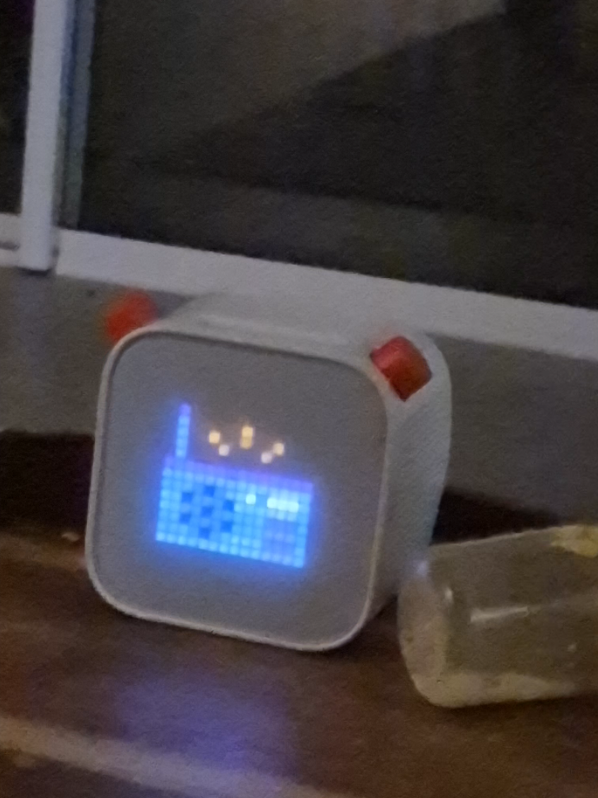 Just don't do it, unless you WANT your kids to get a solid sleep between 7.30pm to 6am without waking in the middle of the night 🤷🏽‍♀️ #yoto #sleepradio #magic #sleeptraining #hack #toddler #sleep #bedtime #parenthack #workseverytime 