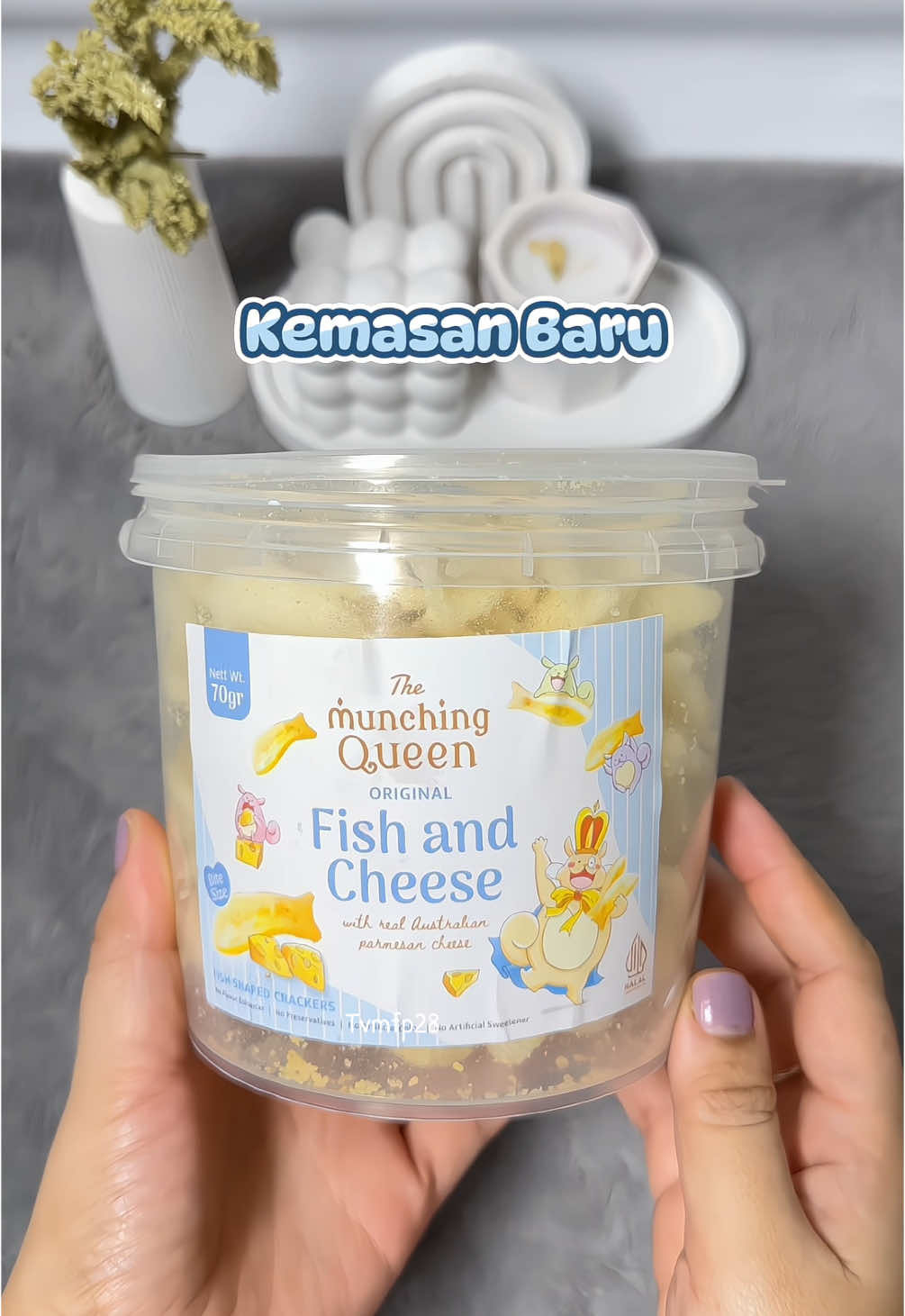 Kerupuk Munching Queen hadir sebagai pilihan untuk sikecil. Rasanya yang enak dan gurih yang pastinya aman untuk sikecil #fyp #bismillahfyp #fypdongggggggg #munchingqueen #kerupuksehat #kerupukanak #ibudananak #cemilansehat #fypviral 