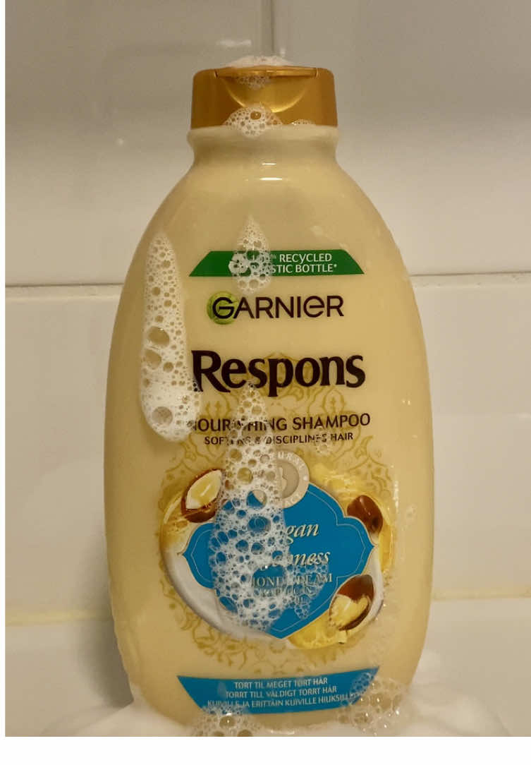 Silky Smooth Hair Starts Here! 💛 One of my favorite shampoos ✨   #Garnier #ResponsShampoo #HairCareRoutine #NourishingShampoo #SoftAndShiny #VeganGoodness #HydrateYourHair #HealthyHairJourney #UGCContent #ugcexample #ugceurope 