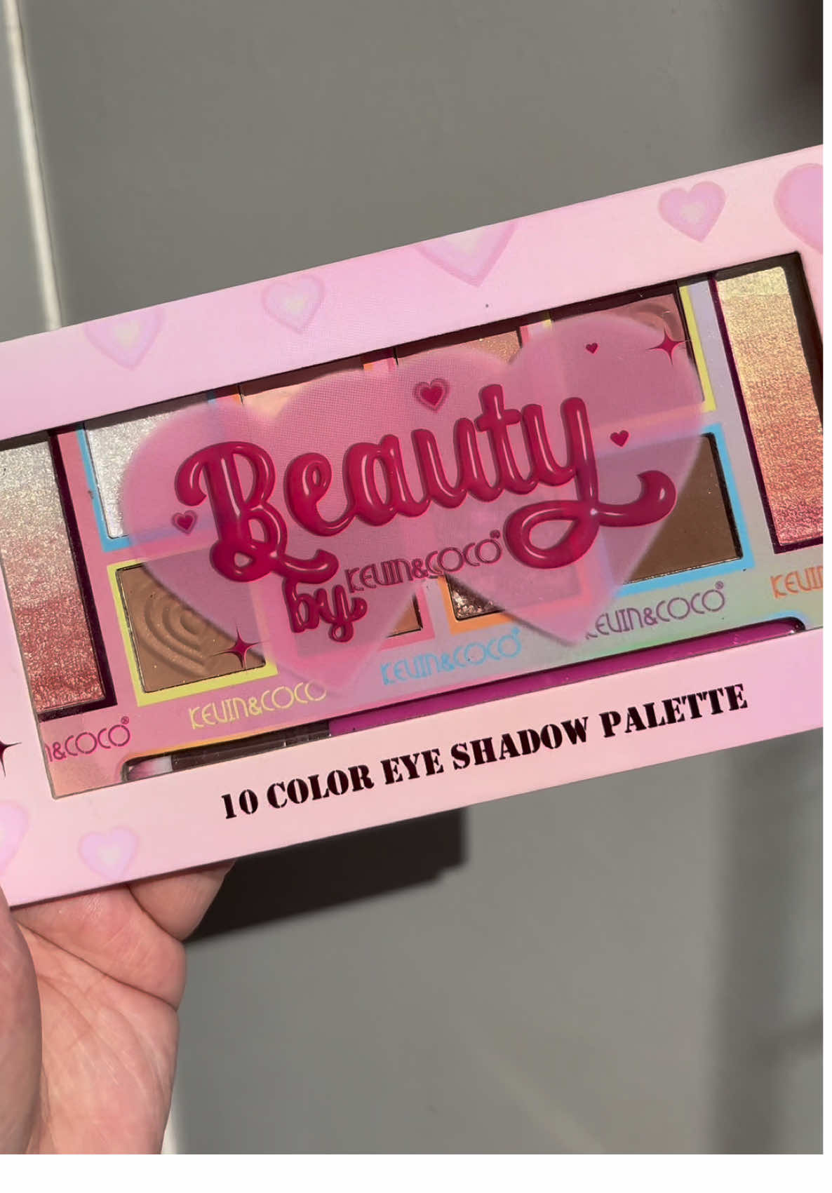 Kevin CoCo New 10 color eyeshadow tray, sweet feeling🥰🥰🥰 #kevincoco #kevincococosmetics #kevincocobrand #makeuplover #makeup #girlymakeup #liquidblushes #blush#makeupswatches #cheeks #makeuptutorial#makeupartists #beautyaddict #instamakeup #dubai🇦🇪 #uae🇦🇪 #comsmetics #eyemakeup 