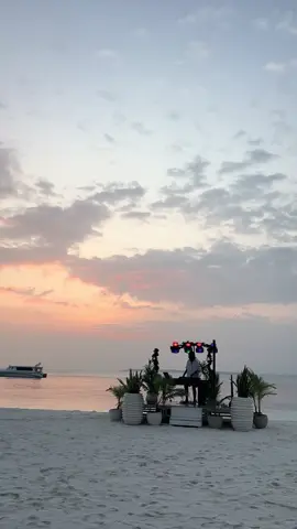 Something special is just around the corner! #echodaftmusic #hideawaybeach #liveset @Hideaway Beach Resort & Spa 