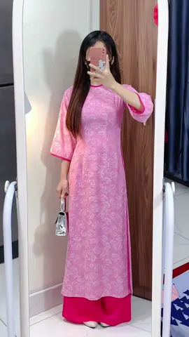 Áo dài cách tân Hồng Anh cổ tròn viền hồng diện xinh hack tuổi #aodaicachtan #aodai #aodaitet #xuhuongtiktok  