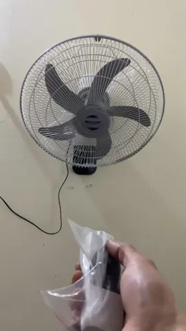 Quạt Treo Tường WATASHI Điều Khiển Và Dật Dây#xuhuong #thinhhanh #giadungtienich 