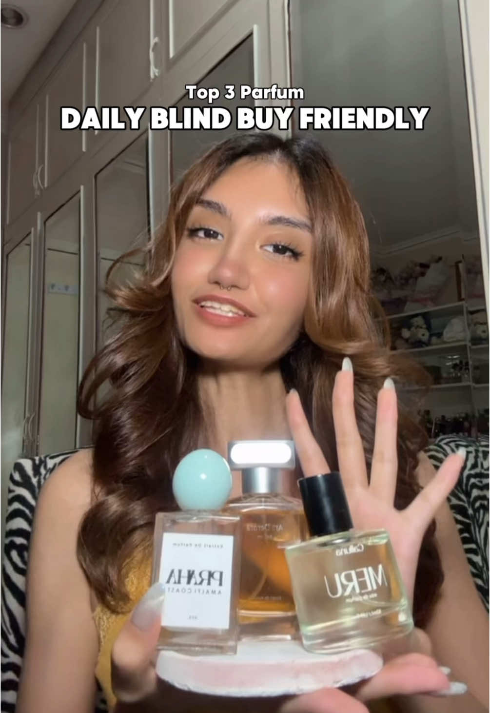 ini cocok untuk kalian yang anti ribet, lagi cari parfum blind buy friendly dan maunya 1 parfum aja untuk seharian, plis cobain ketiga rekomendasi ini!✨ Products mentioned: @Praha Perfumery - Amalfi Coast @calluna.scent - Meru @Art Derora - Sail On #parfum #parfumviral #parfumtiktok #parfumereccomended #parfumlokal 