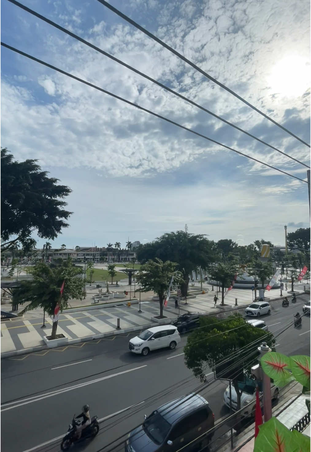 City view dari balkon gedung Jember Nusantara #jembernusantara #jember #alunalunjember #jawatimur #indonesia