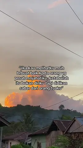 mreka mmang gagal jdi sepasang suami istri, tpi mreka tdak gagal jdi orang tua#fyp #arabicsong #sadstory 