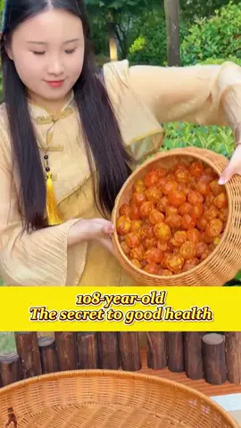 Frequent cough and sore throat? Try our natural honey-sweet herbal remedy! Gold kumquat and licorice drops, clears phlegm and soothes your cough. Quick and easy to take. Limited time offer!