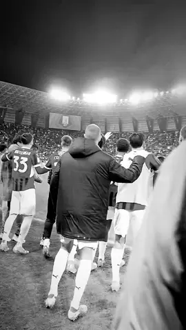 ياوطططن ❤️❤️❤️❤️#ميلان #milan 