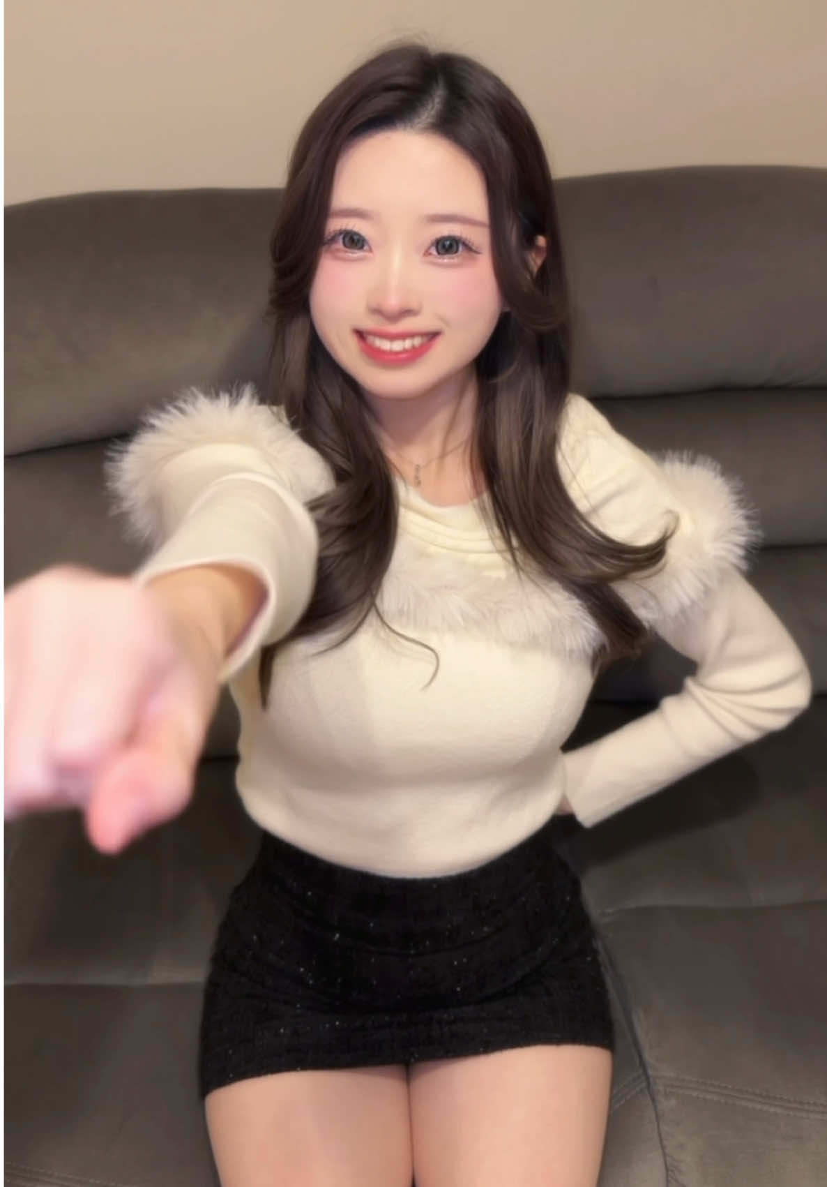 座ると内ももの肉で足閉じるのキツい🦵🏻