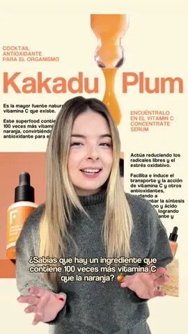 ¿100 veces más vitamina C que la naranja 🍊? Te contamos por qué este superingrediente es el nuevo rey del skincare 💧. #freshly #vitaminac #vitaminc #antioxidante #skincare #morningskincare #cosmeticanatural