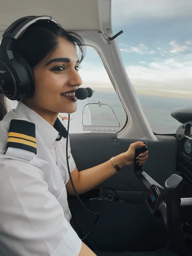 #crew07 #lamiya_❤ #assalamualaikum #unfreezmyaccout 