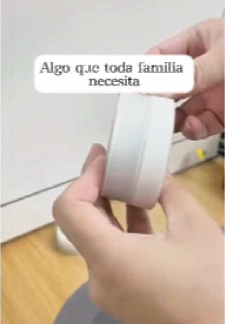 Este es un gadget que toda familia necesita este invierno. #HomeEssentials #TikTokShopDeals #WeatherProofing #EnergyEfficient #Soundproofing  #WinterProof #DraftStopper #HomeHacks  #AffordableHomeFixes #StayWarm 