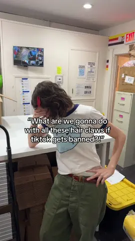 It’s officially time for BRAINROT !!!!! all content standards are being thrown out the door LETS GOOOOO #tiktokban #smallbiz #accessories #careertok 