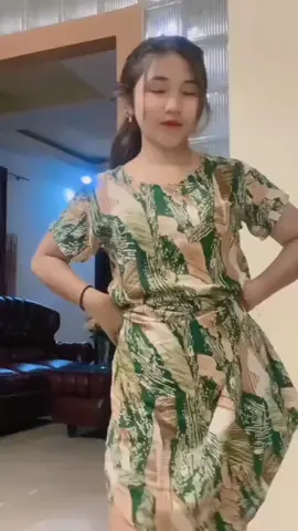 #SiapaSangka #cewekcantik #goyanggemasmochibaby #goyangokky #geolgeol #pemersatubangsa😘😘😘 #fakebodyy⚠️ #asupan #bahan #goyangdaster #noarmor #tobrutstyle😋 