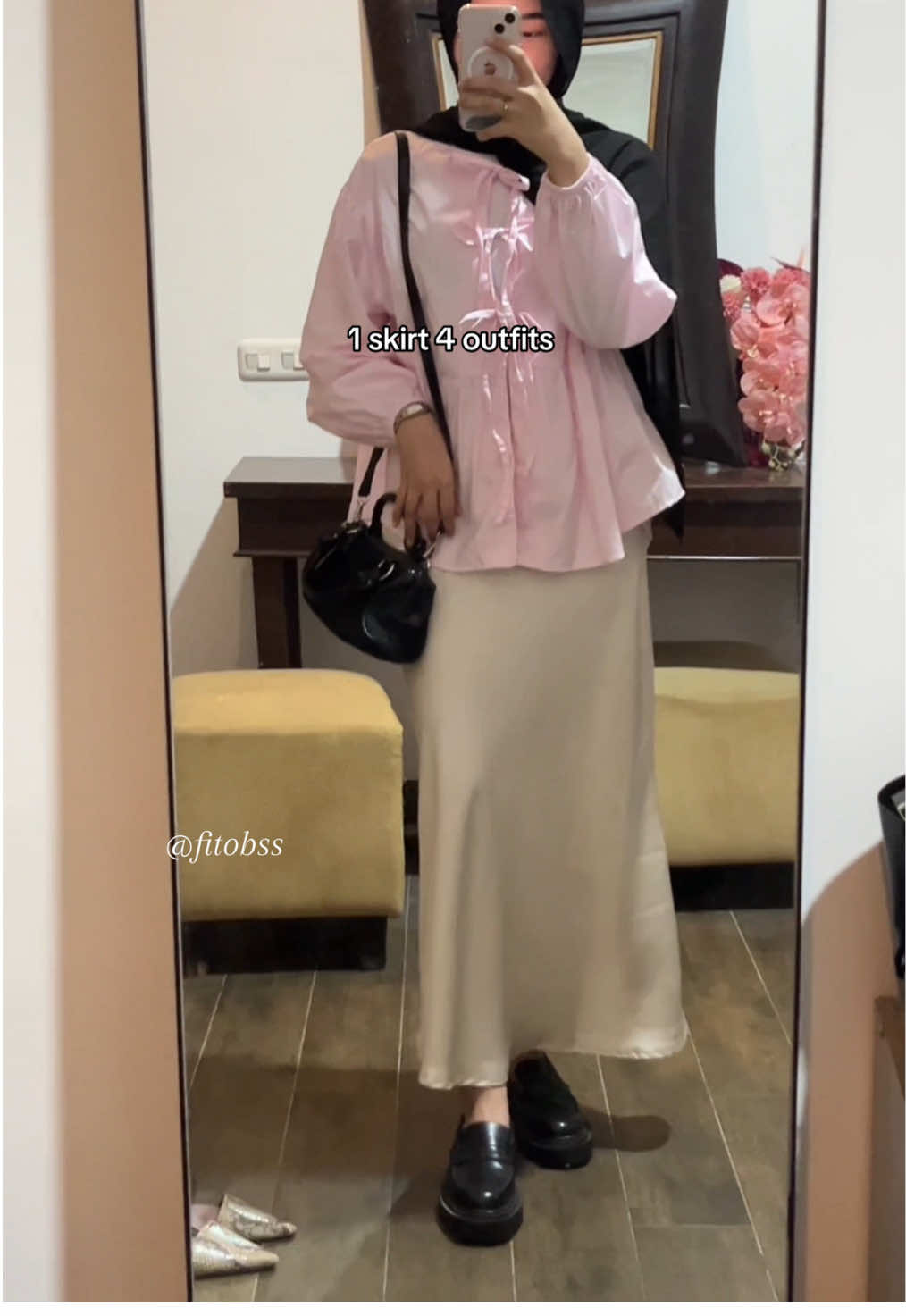 #skirt #satinskirt #roksatin #OOTD #fitcheck 