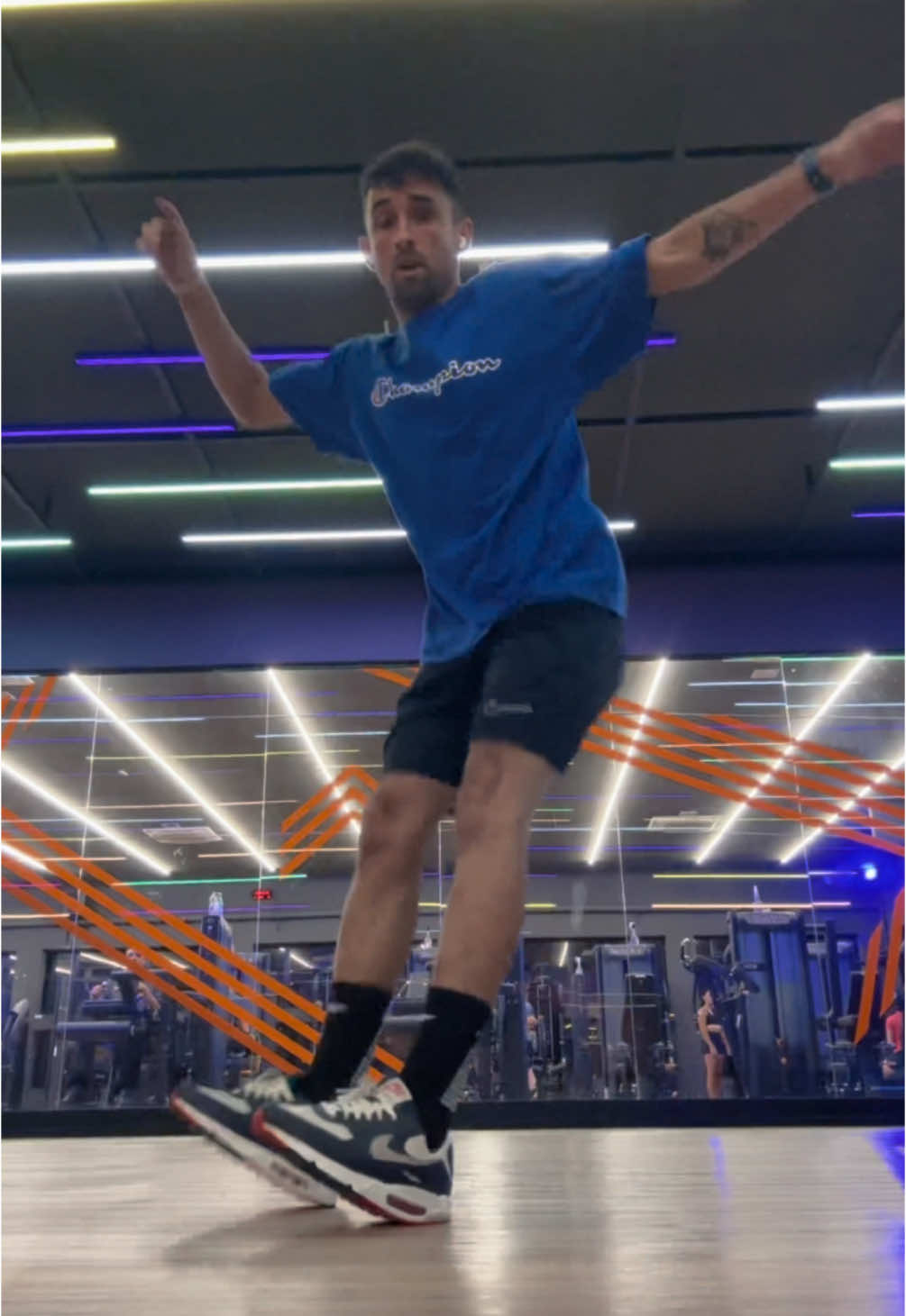 Cada um com seu cardio 🥰 #freestep #foryou #dance 