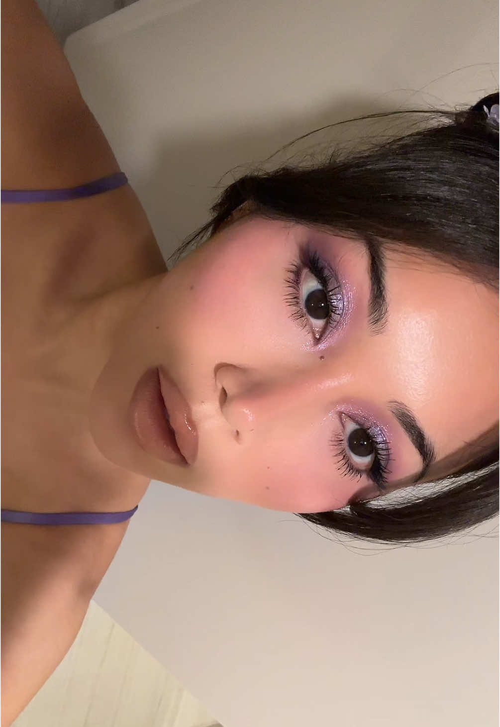 VIOLET blue green red 💜 #lavendermakeup #purpleeyeshadow #purplemakeup #eyeshadowlook #glittereyeshadow 
