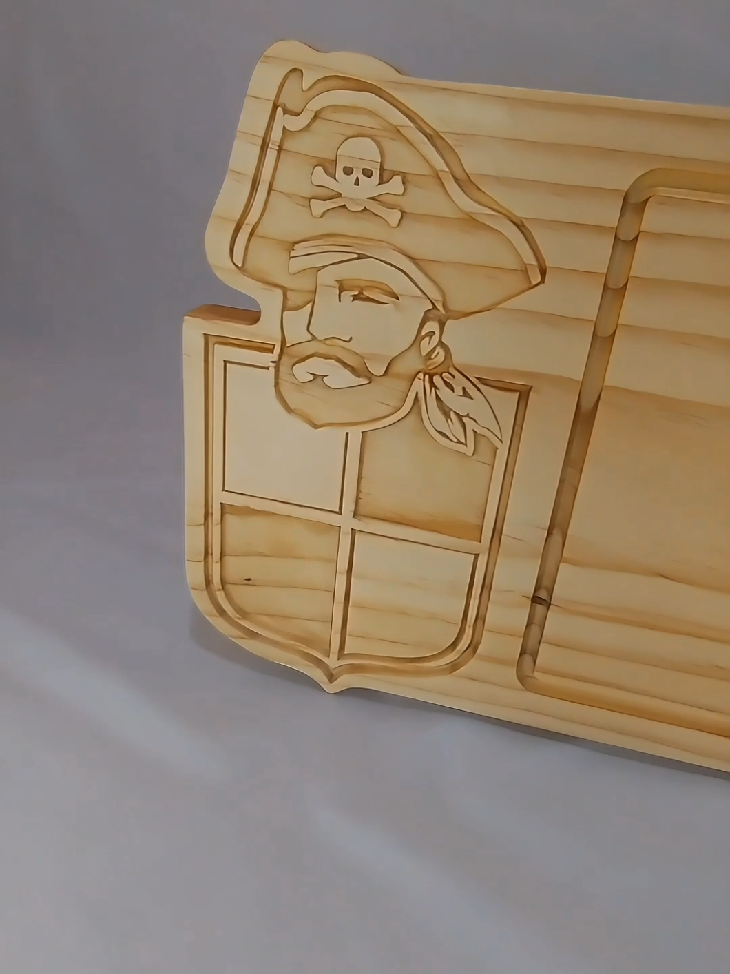 Demuestra tu pasión y disfruta de tus asados con esta increíble tabla 😉 Tabla fabricada en Madera de pino y sellada con nuestra cera para madera Pide tu tabla completamente personalizada por interno ✨ #carpinteros #muebles #artesanias #fyp #tablasdemadera #tablas #carpinteriafacil 