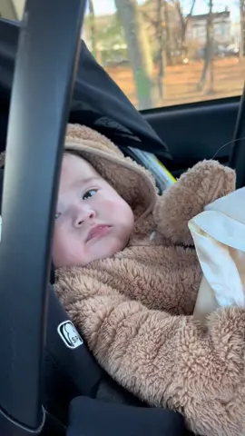 Sabían que en LA Fitness ofrecen cuidado infantil mientras entrenas? Es súper conveniente para los papás que quieren seguir en forma sin preocuparse por quién cuida a los peques! Lo usarían? 💪🏼❤️🙂‍↕️ #lafitness #kidsclub #boymom #boydad #bebe #bebes #momlife #dadlife #guarderia #gimnasio #gym #gymparents #babyboy #babyfever 