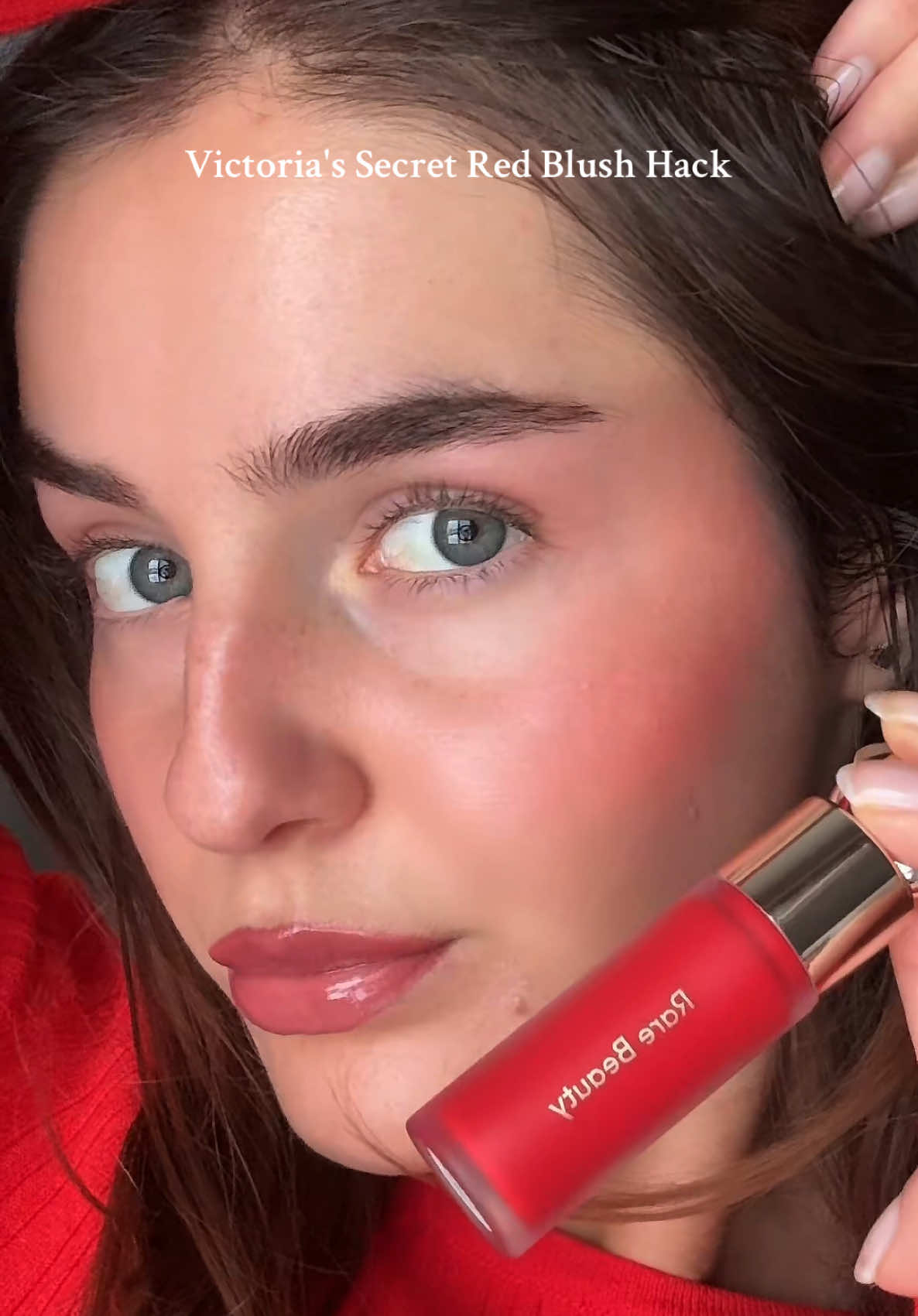 oh wow! I don't usually reach for a red blush & it looks so natural, I definitely understand all the hype ⭐️ I used @Rare Beauty Soft Pinch Liquid Blush in GRATEFUL ❤️‍🔥  . . #makeup #blush #softpinchliquidblush #liquidblush #rarebeauty #rarebeautyblush #rarebeautymakeup #redblush #red 